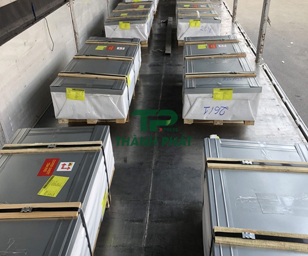 vận chuyển hàng điện tử thiết bị