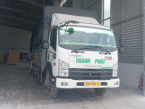Xe tải 5 tấn cho thuê KCN – Vận Tải Thành Phát