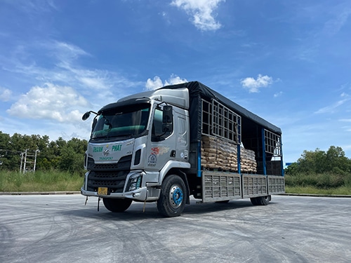 Xe tải chở hàng đi tỉnh miền Nam – Vận Tải Thành Phát